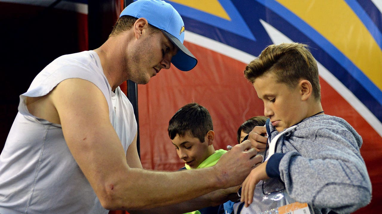 Chargers offseason to-do list, starting with making friends in LA